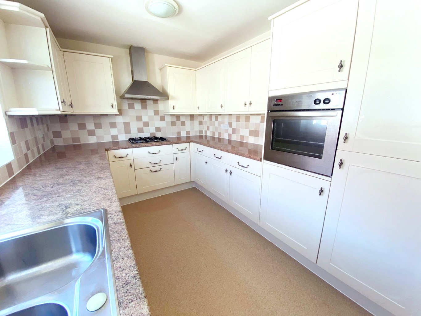 2 bed flat to rent in Meriden Close, Poole  - Property Image 49