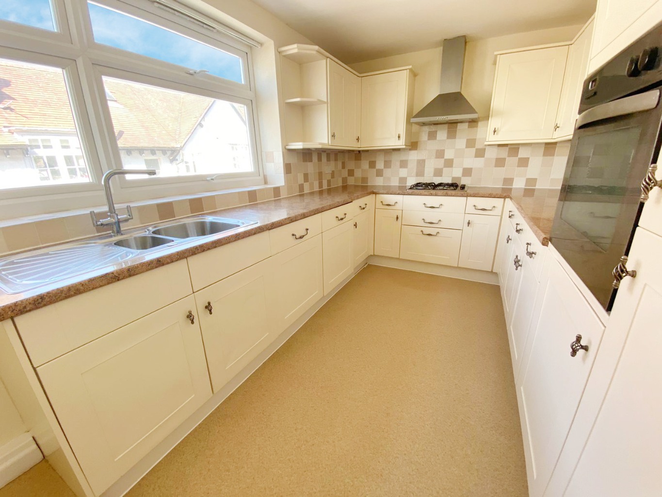 2 bed flat to rent in Meriden Close, Poole  - Property Image 22