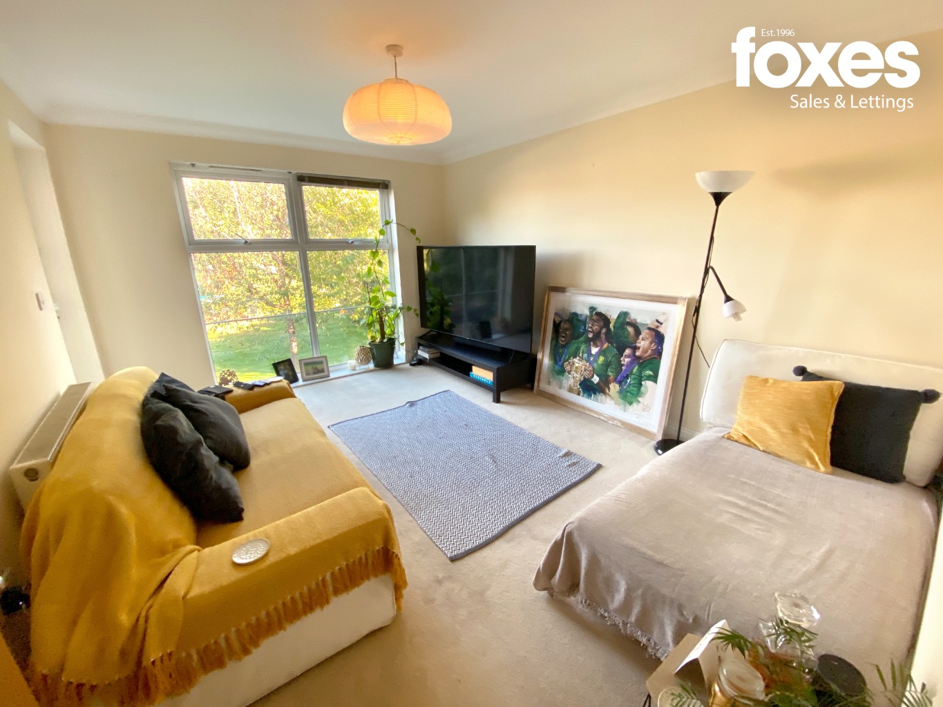 2 bed flat for sale in Richmond Park Road, Bournemouth  - Property Image 3