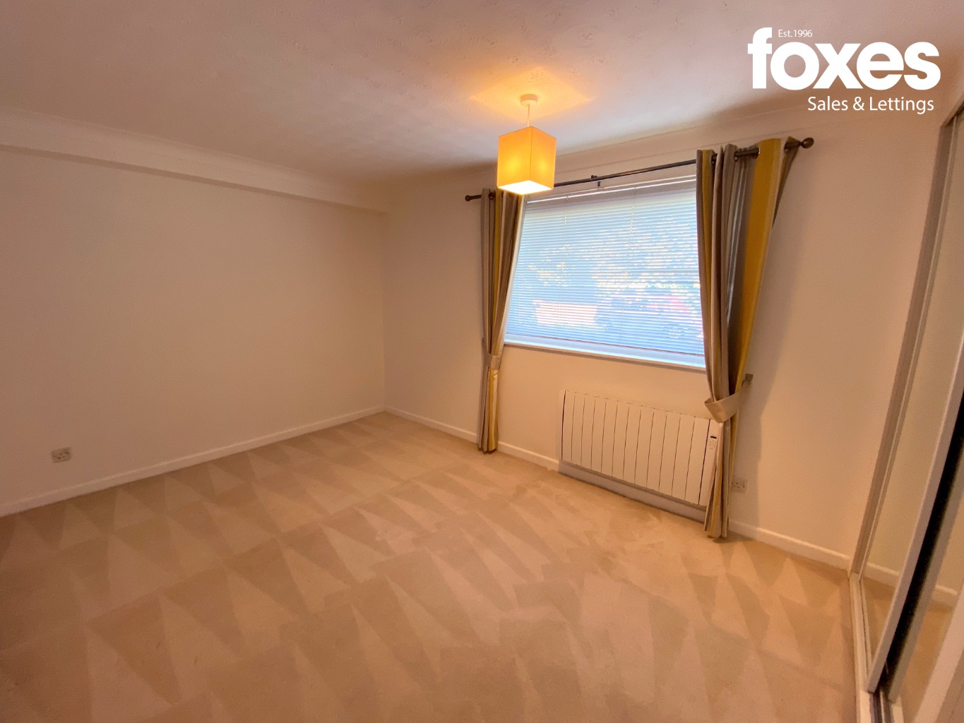 2 bed flat for sale in St. Valerie Road, Bournemouth  - Property Image 7