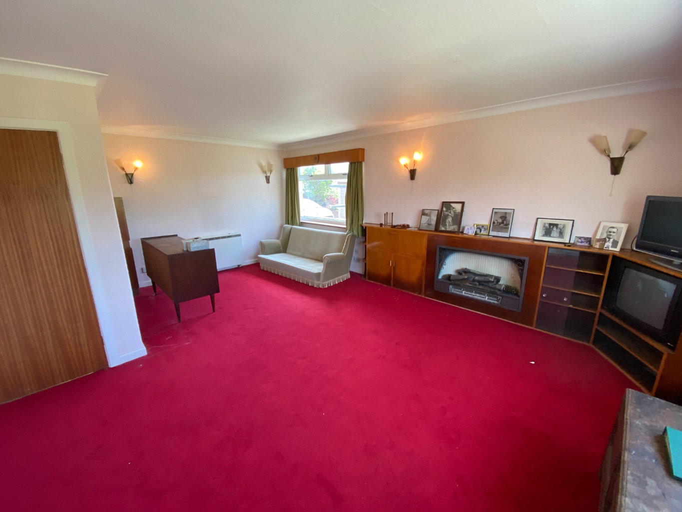 2 bed detached bungalow for sale in Lake Drive, Poole  - Property Image 10