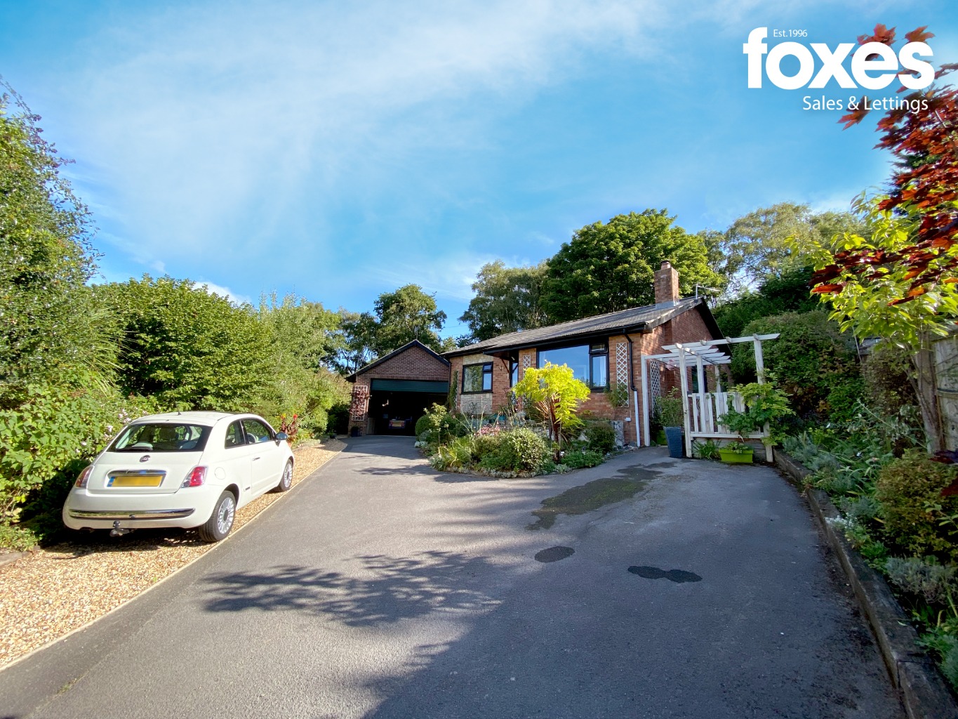 2 bed detached bungalow for sale in Winston Gardens, Poole  - Property Image 16