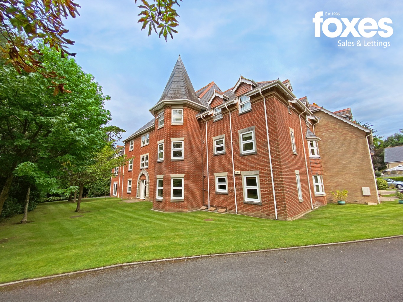2 bed flat for sale in Braidley Road, Bournemouth - Property Image 1