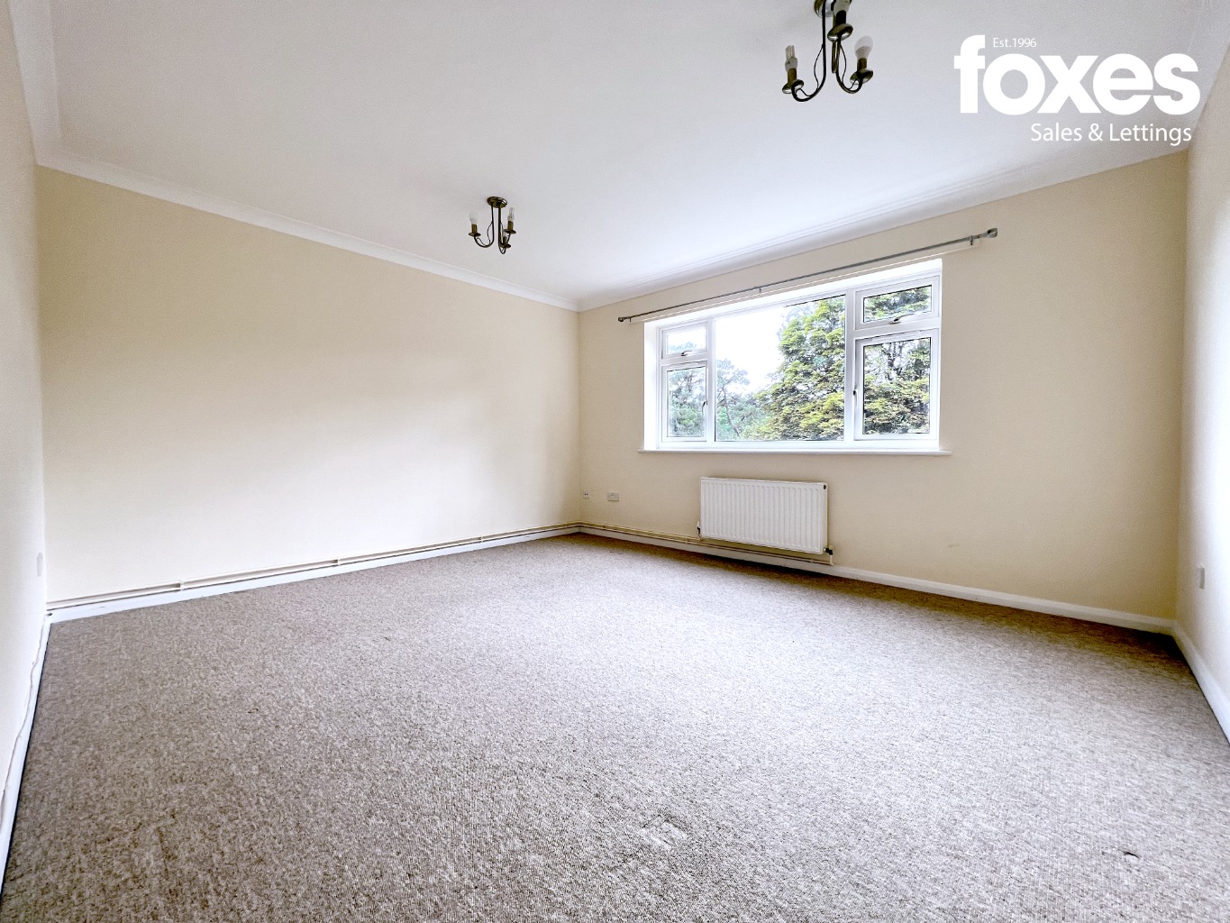 2 bed flat for sale in Wellington Road, Bournemouth  - Property Image 2