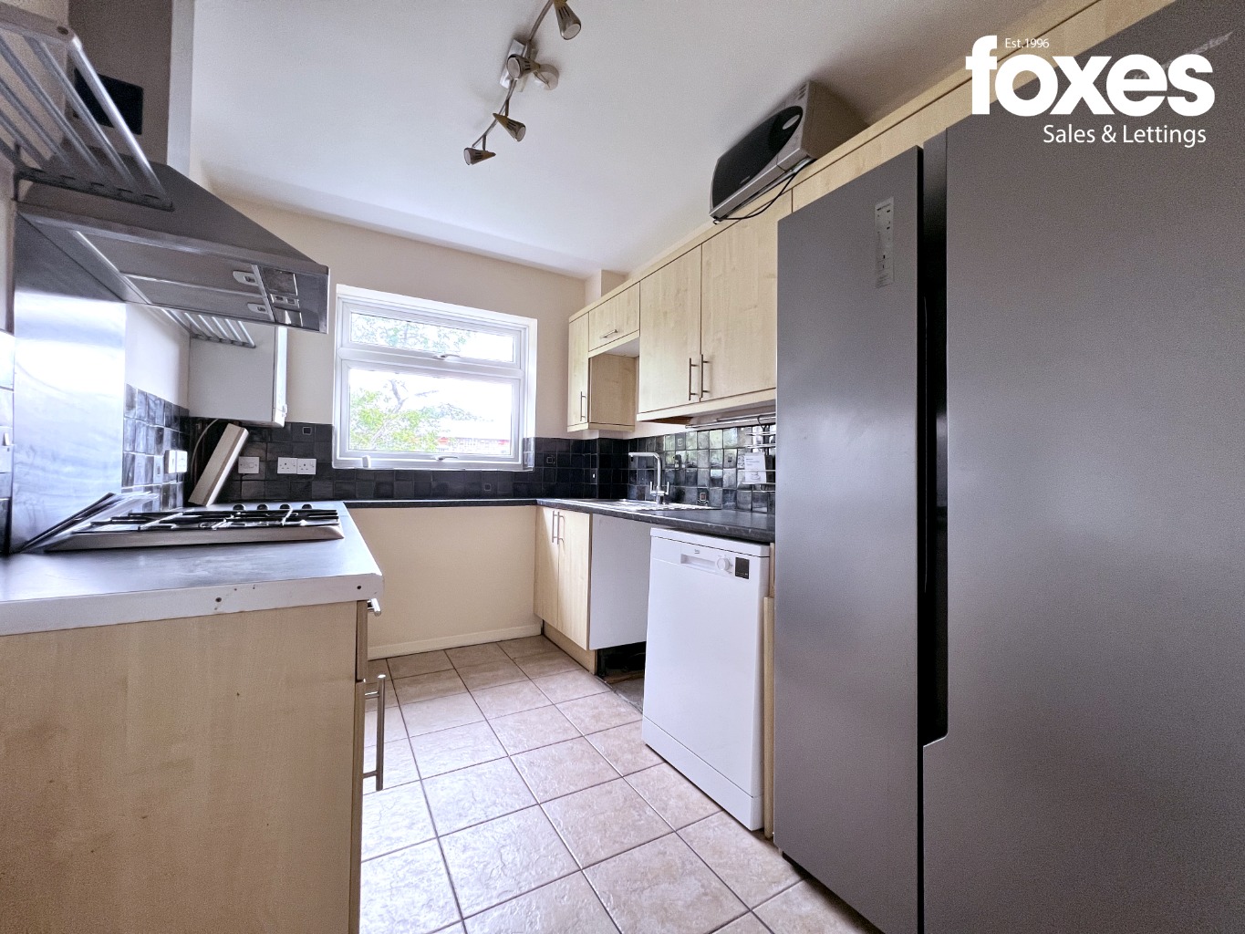 2 bed flat for sale in Wellington Road, Bournemouth  - Property Image 3