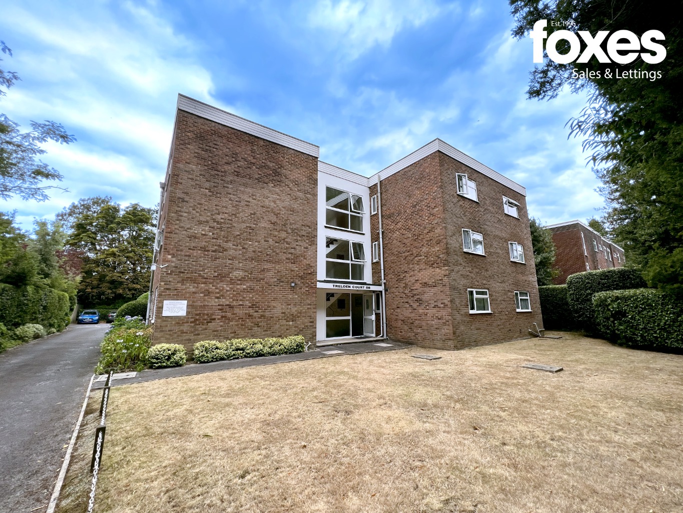 2 bed flat for sale in Wellington Road, Bournemouth  - Property Image 1