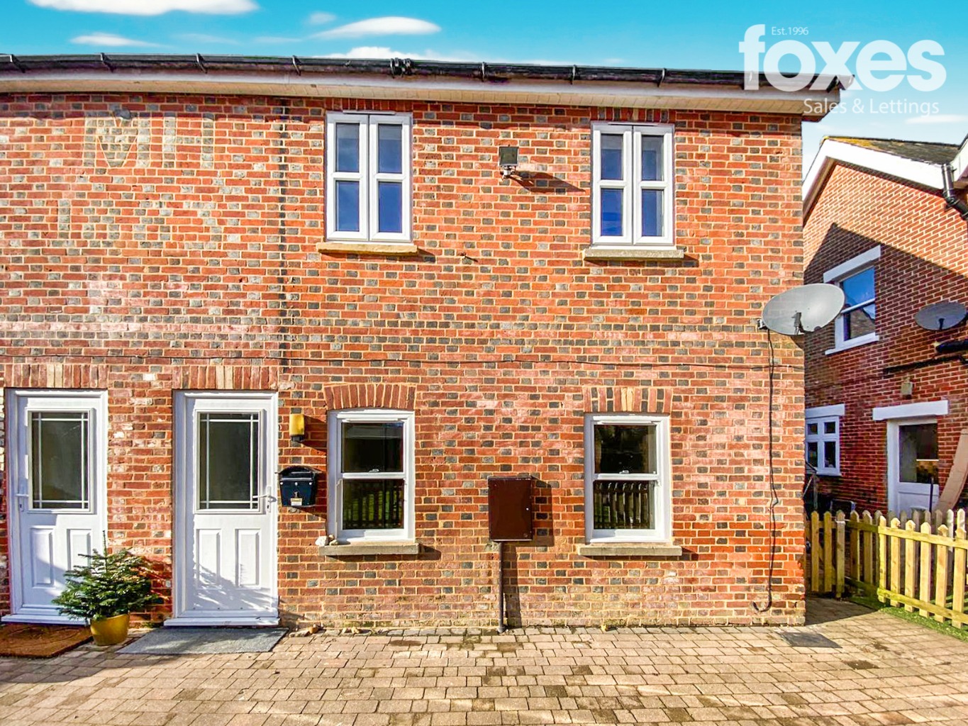 2 bed semidetached house to rent, Fordingbridge (ref 526567)