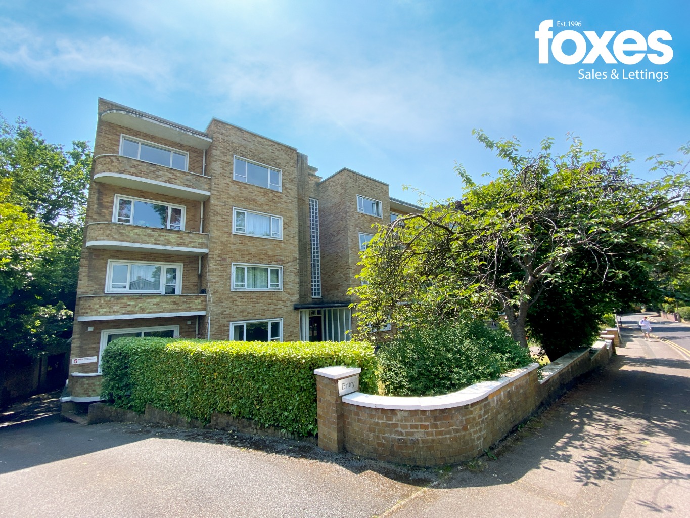 2 bed flat for sale in St. Valerie Road, Bournemouth  - Property Image 1
