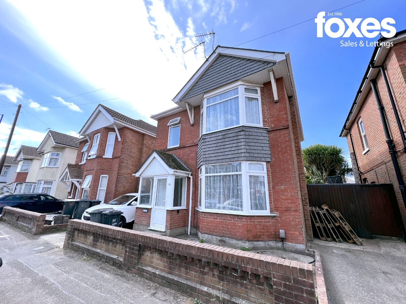 3 bed detached house to rent in Ensbury Park Road, Bournemouth  - Property Image 1
