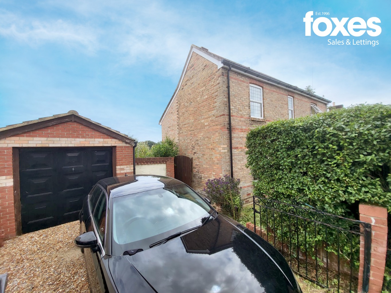 3 bed detached house to rent in Victoria Crescent, Poole  - Property Image 16