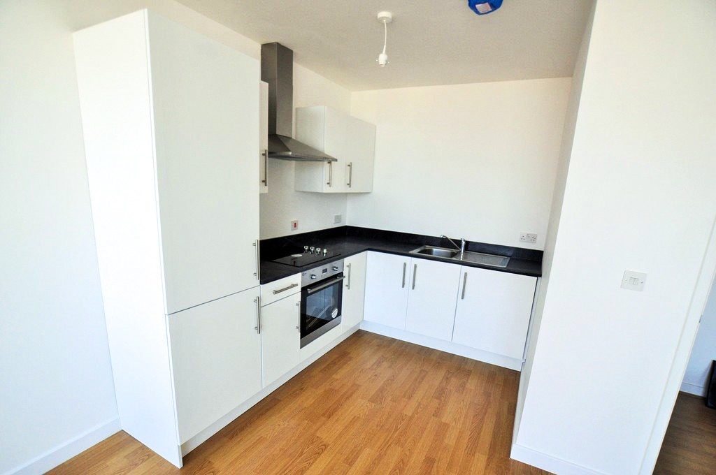 1 bed flat to rent in The Chocolate Box, Bournemouth  - Property Image 3