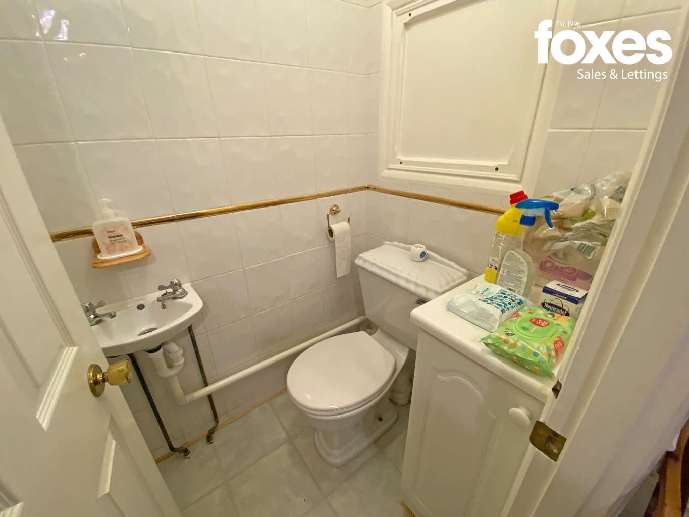 2 bed flat for sale in Lissenden, Poole  - Property Image 7
