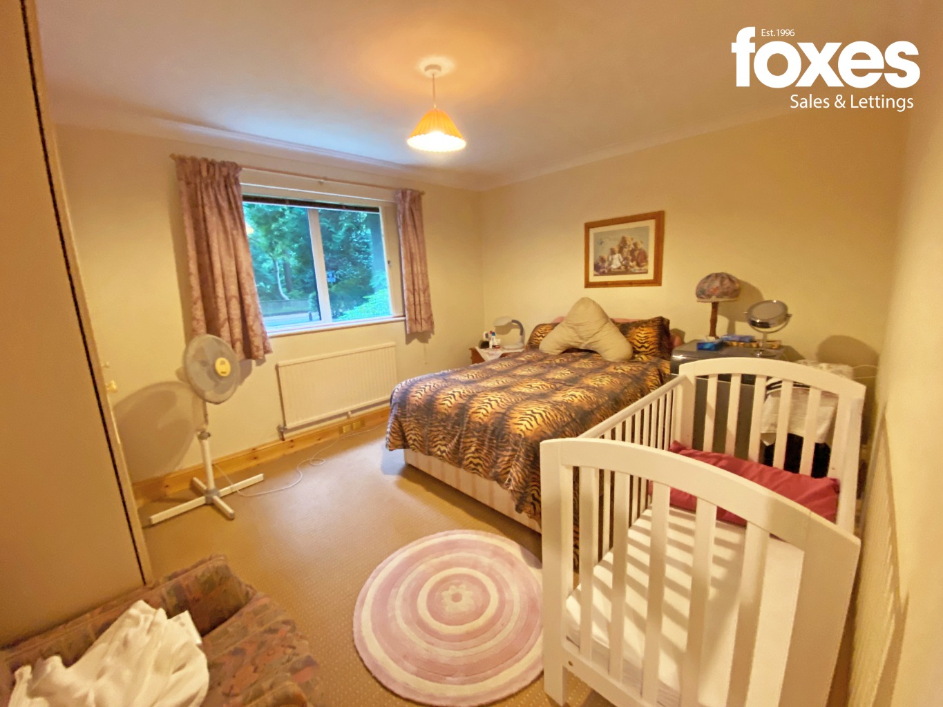 2 bed flat for sale in Lissenden, Poole  - Property Image 4