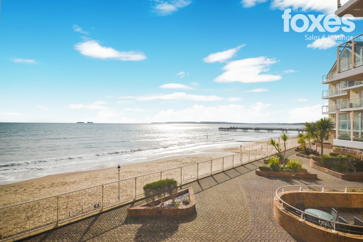 1 bed flat to rent in Honeycombe Beach, Boscombe  - Property Image 2