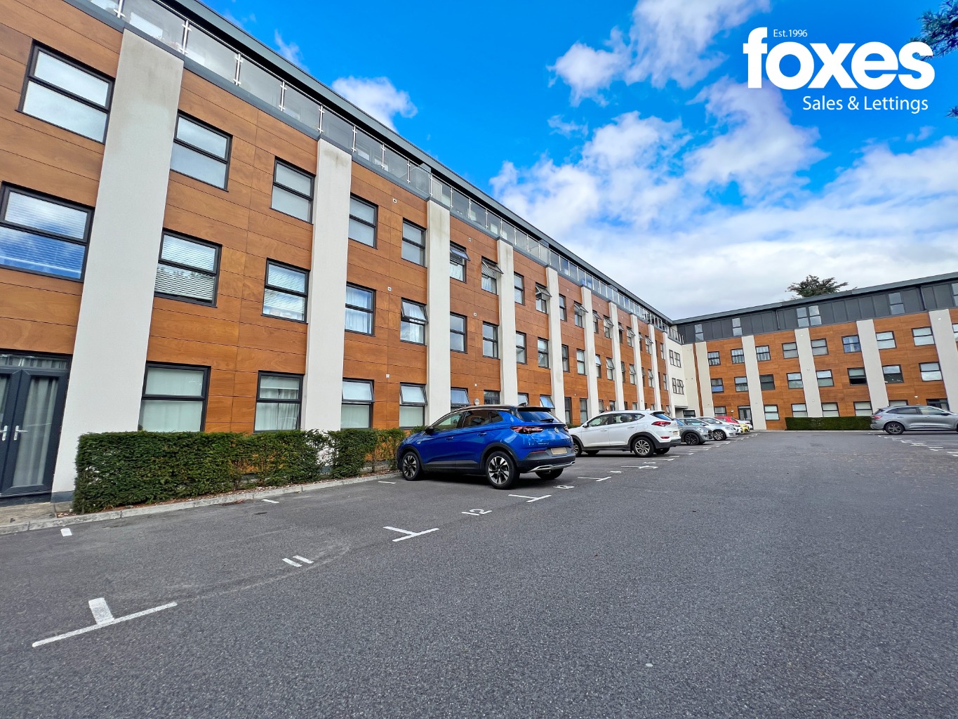 2 bed flat for sale in Victoria House, Ferndown - Property Image 1