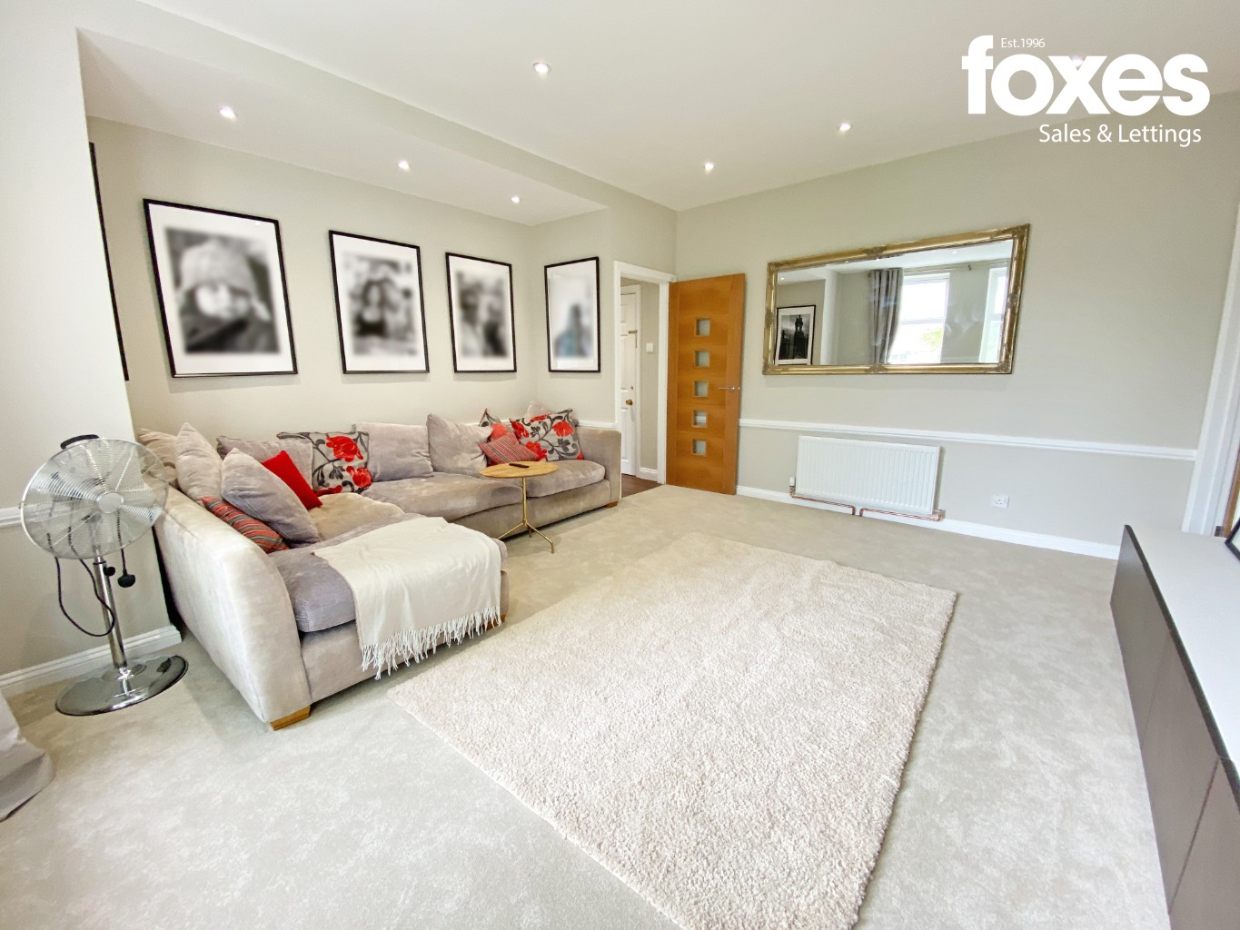 3 bed flat for sale in The Gables, Poole  - Property Image 8