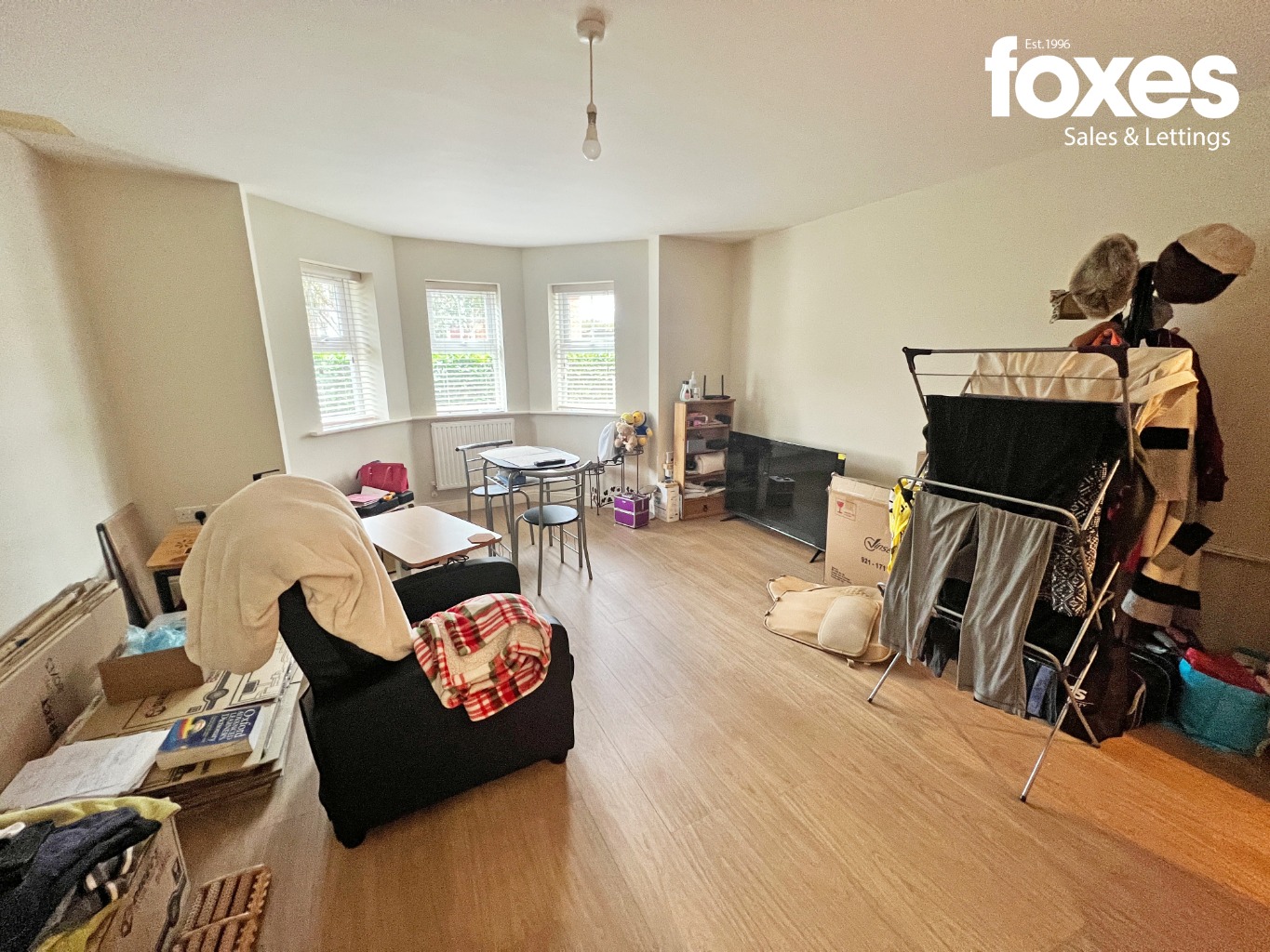 2 bed flat to rent in Sanshore Court, Poole  - Property Image 3