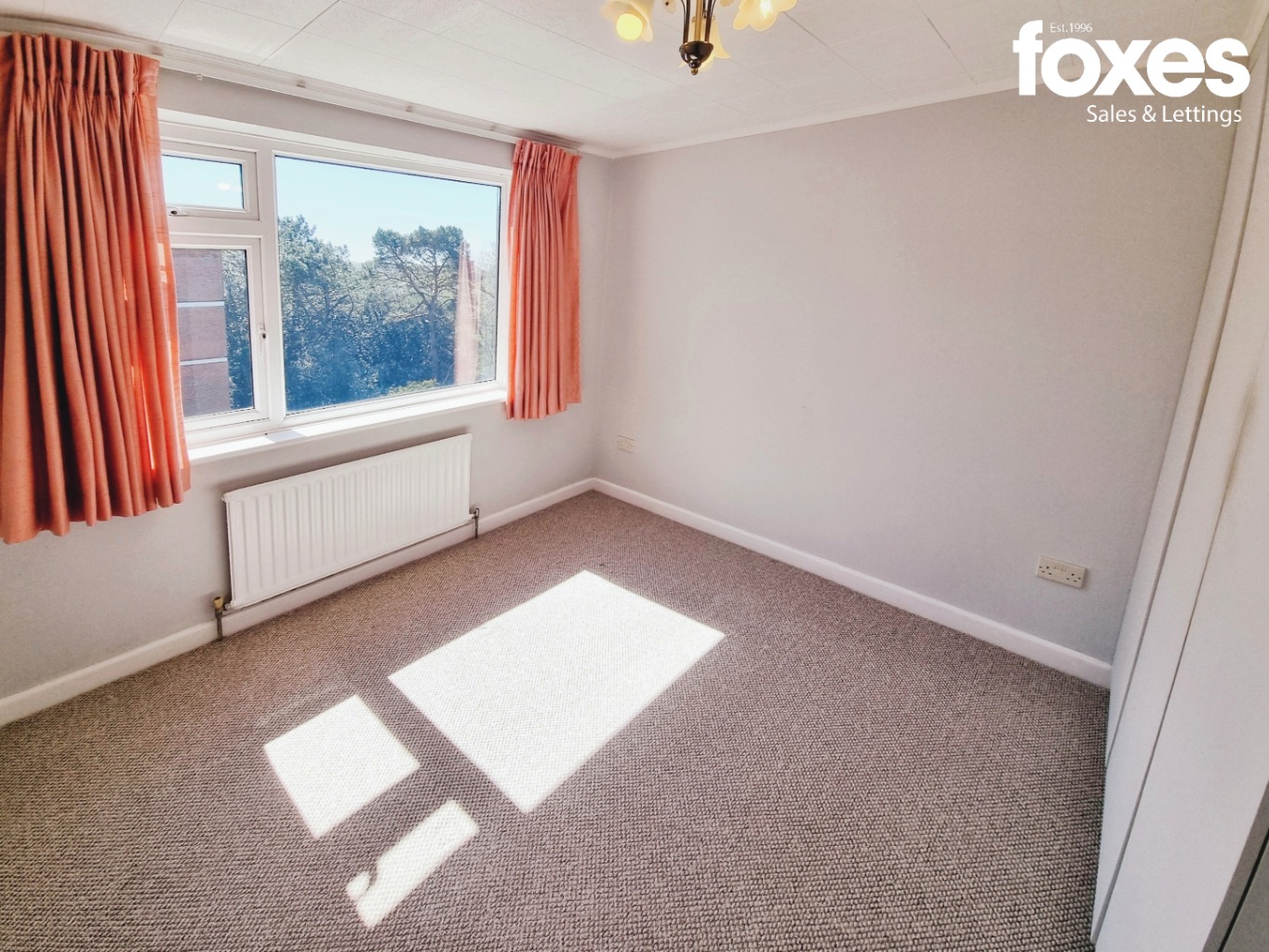 3 bed flat for sale in Dean Park Mansions, Bournemouth  - Property Image 7