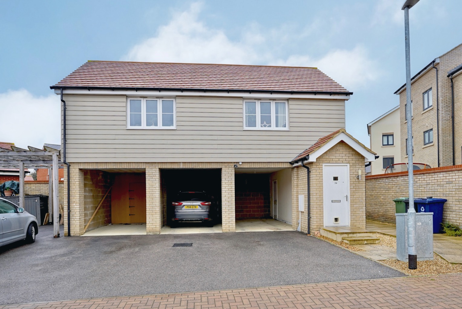 2 bed coach house for sale in Gorse Crescent, St. Neots, PE19