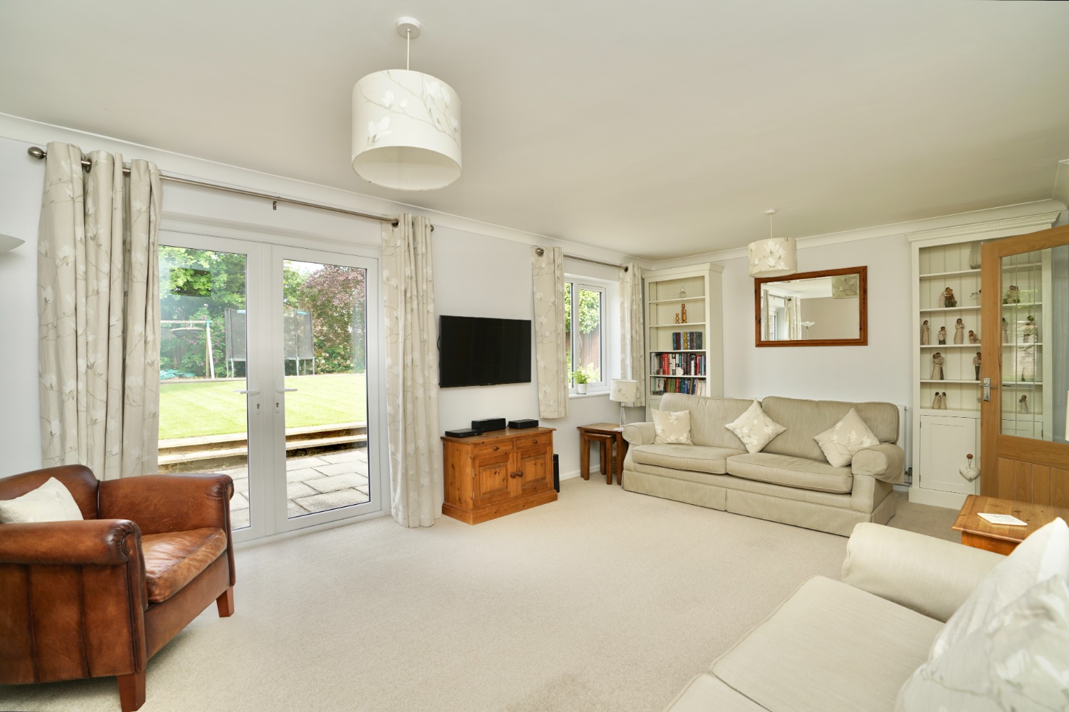 4 bed link detached house for sale in Coleridge Court, St. Neots  - Property Image 5