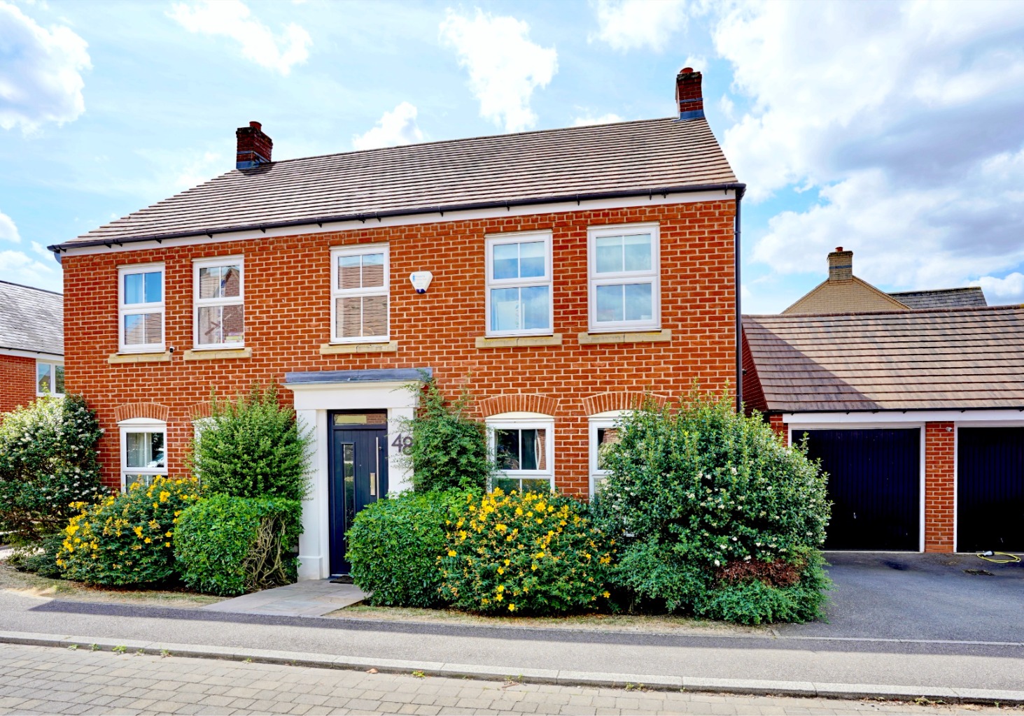 4 bed detached house for sale in Lannesbury Crescent, St. Neots  - Property Image 1