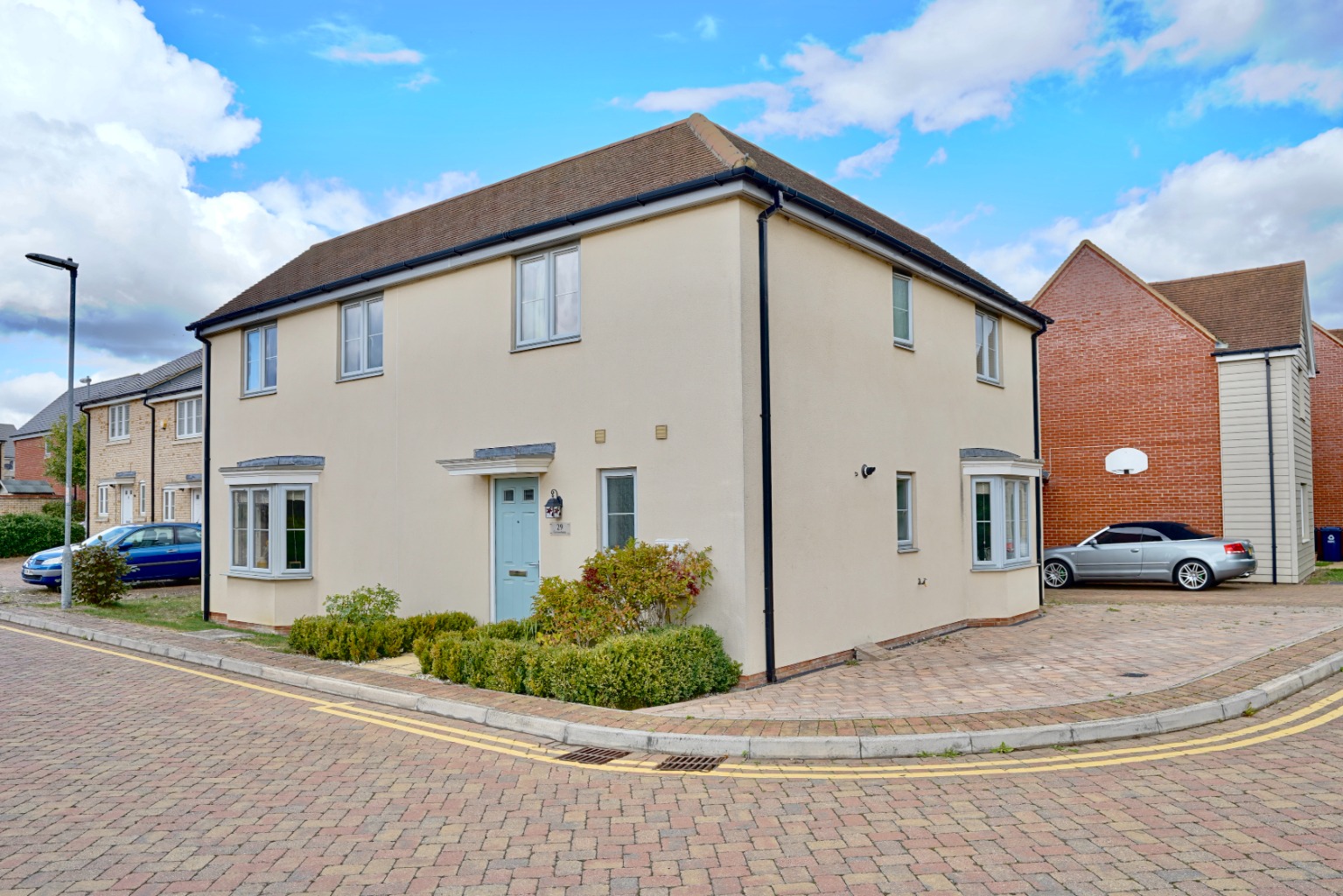 4 bed detached house for sale in Furrowfields, St. Neots, PE19