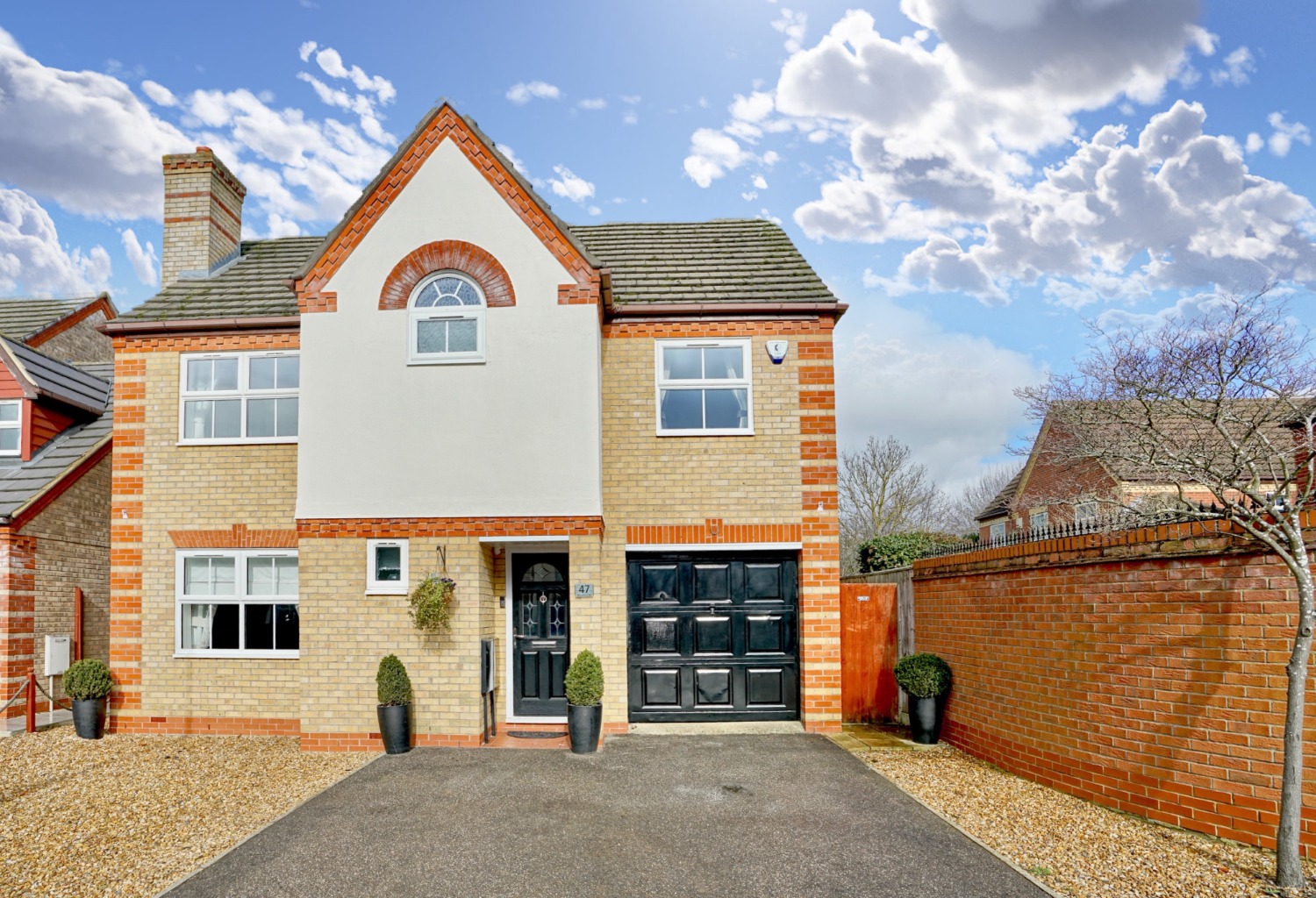 4 bed detached house for sale in Orchard Close, St. Neots  - Property Image 1