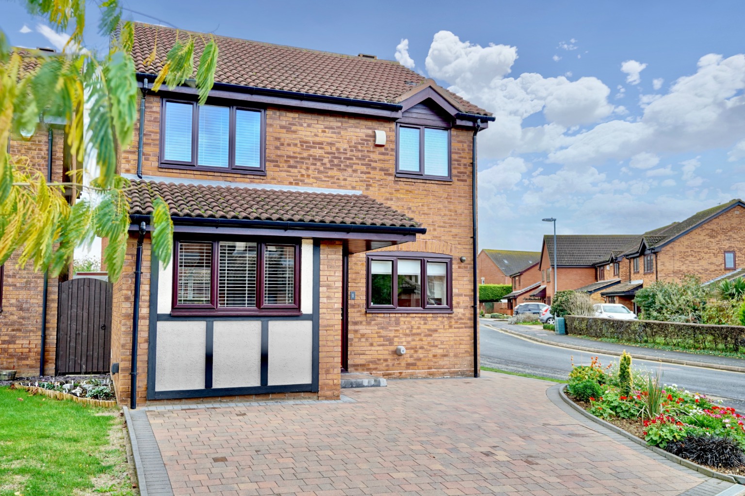 3 bed detached house for sale in Osier Court, St. Neots, PE19