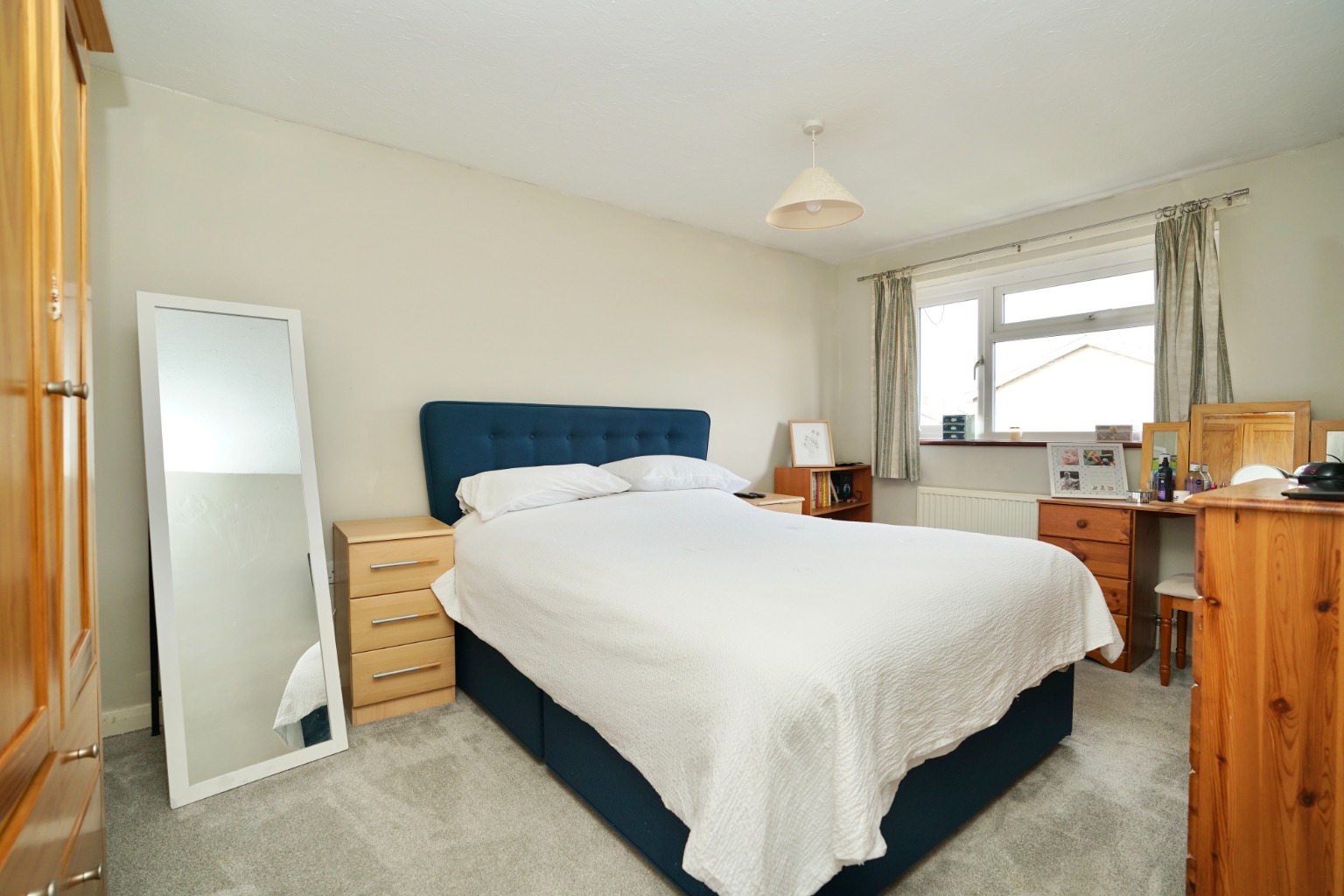 3 bed terraced house for sale in Kings Road, St Neots  - Property Image 5