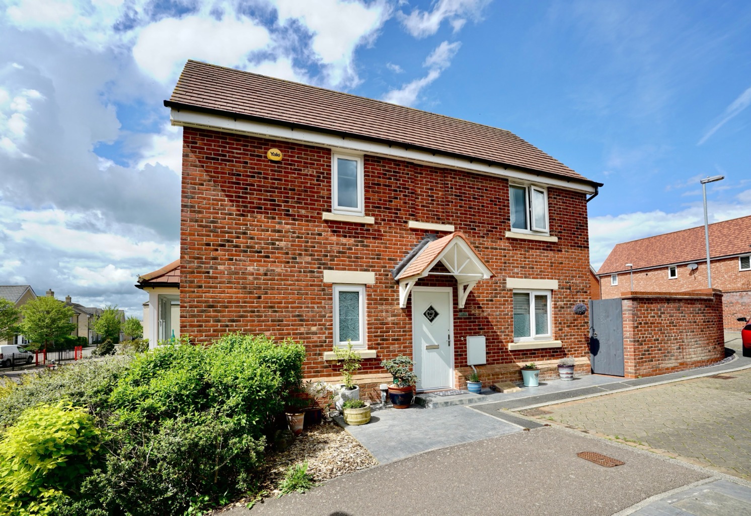 3 bed semi-detached house for sale in Middle Ground, St Neots  - Property Image 1