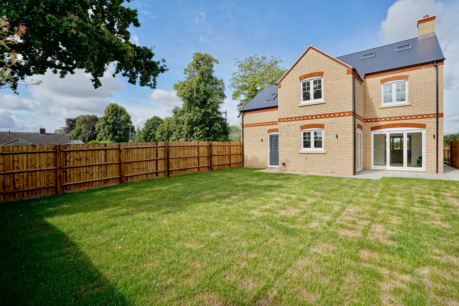 4 bed detached house for sale in Great North Road, St Neots  - Property Image 1