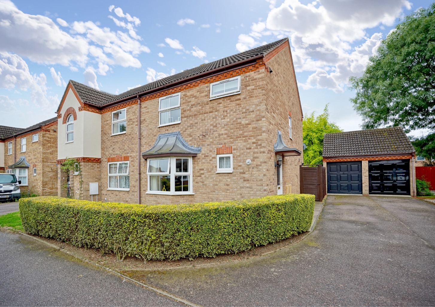 3 bed semi-detached house for sale in Capulet Close, St Neots - Property Image 1