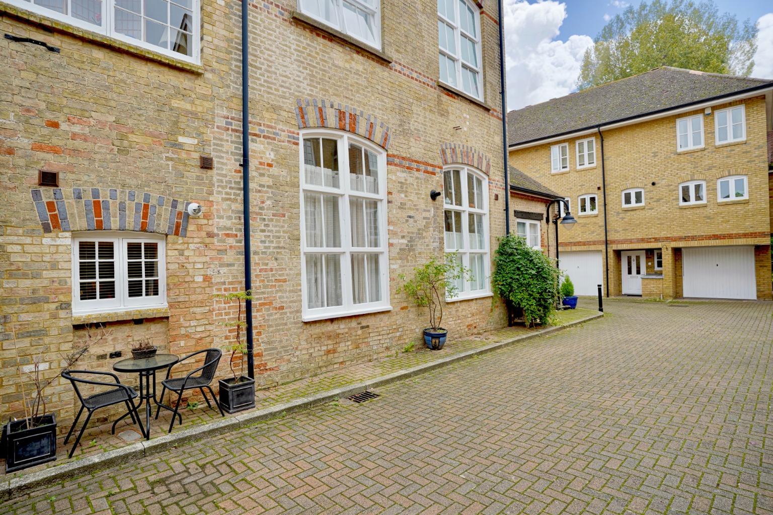 2 bed flat for sale in Chandlers Wharf, St Neots  - Property Image 13