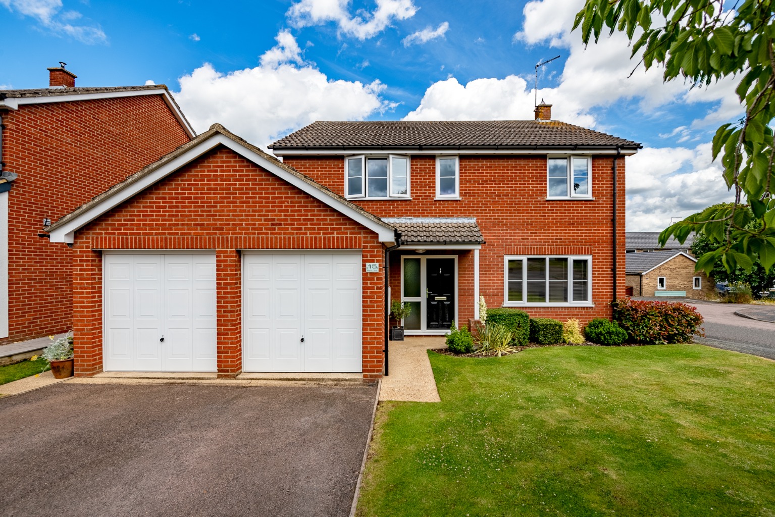 4 bed detached house for sale in Manor Way, St. Neots  - Property Image 1