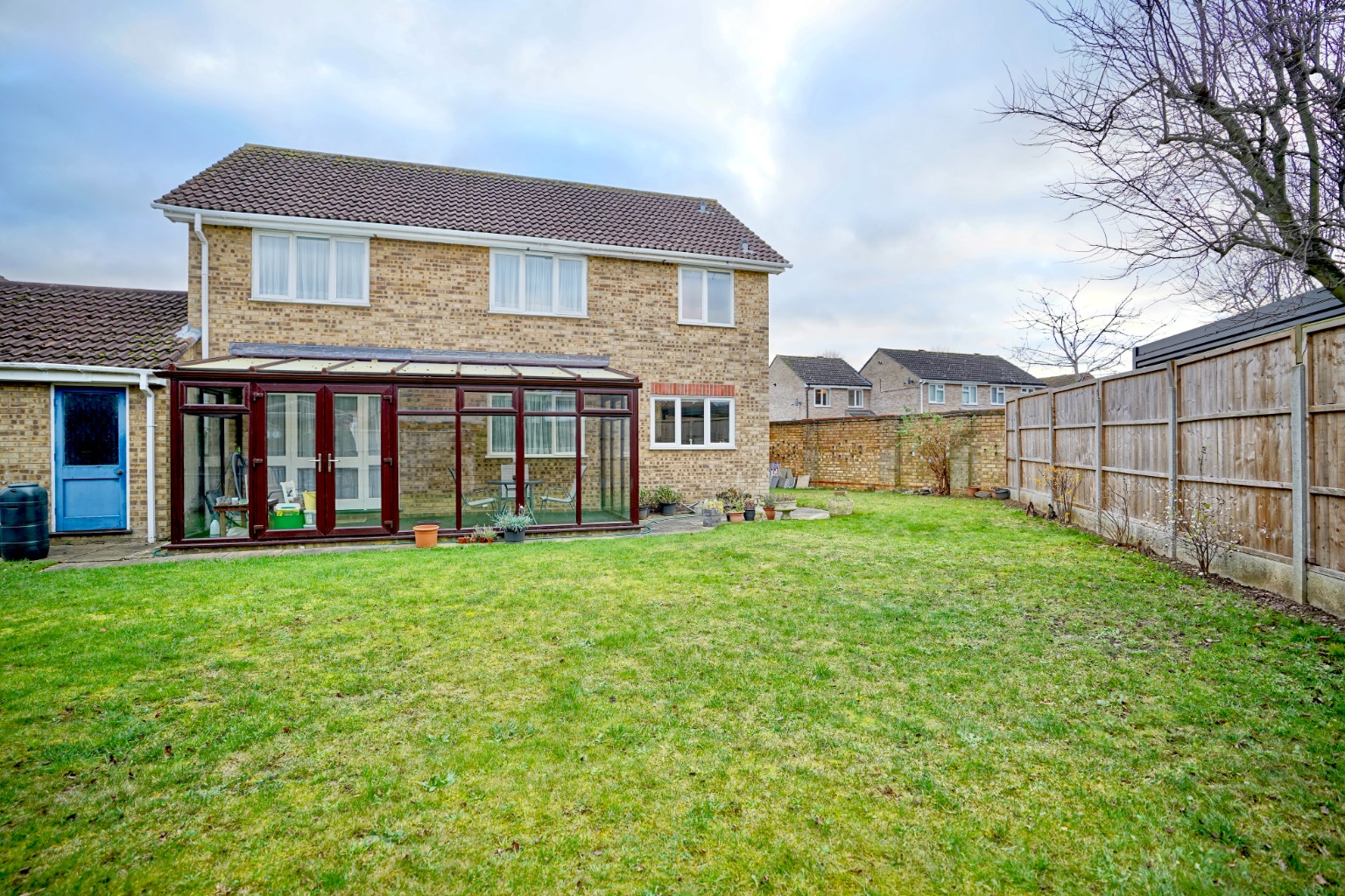 4 bed detached house for sale in Beatty Road, St Neots  - Property Image 2