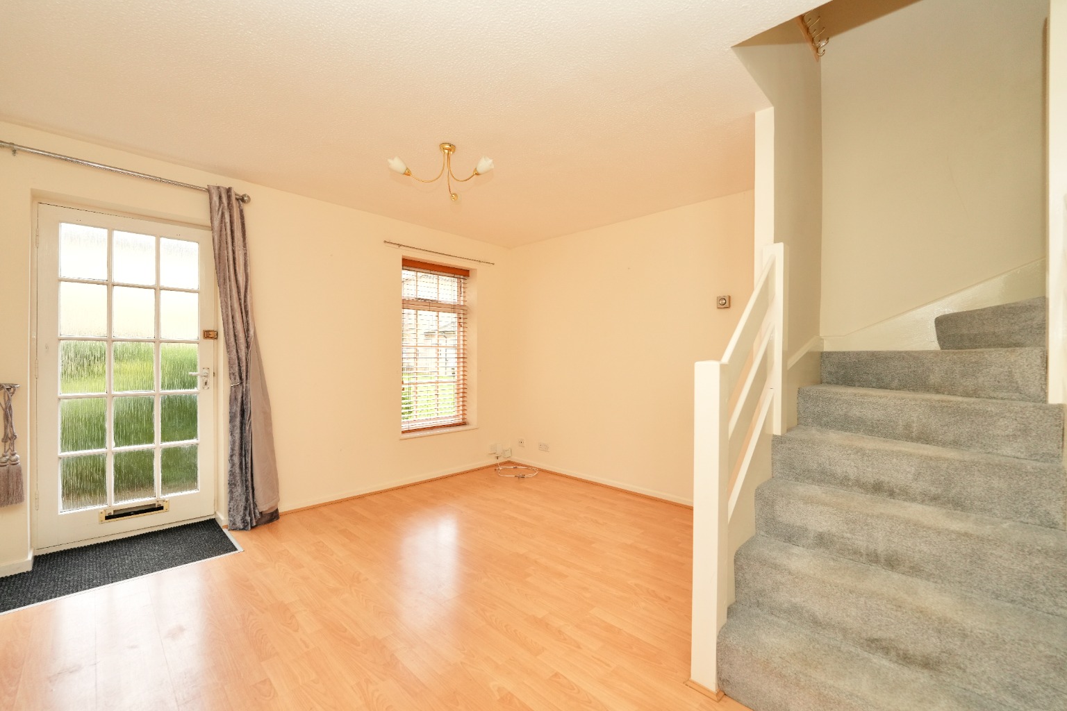 2 bed terraced house for sale in St Neots Road, St Neots  - Property Image 2