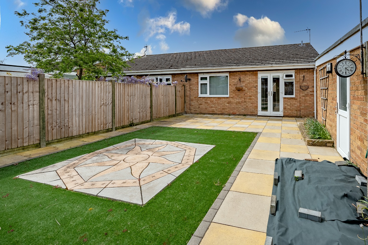 2 bed bungalow for sale in Apple Close, St Neots  - Property Image 14