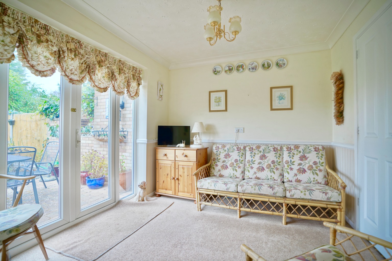 3 bed end of terrace house for sale in The Broad Walk, St Neots  - Property Image 6