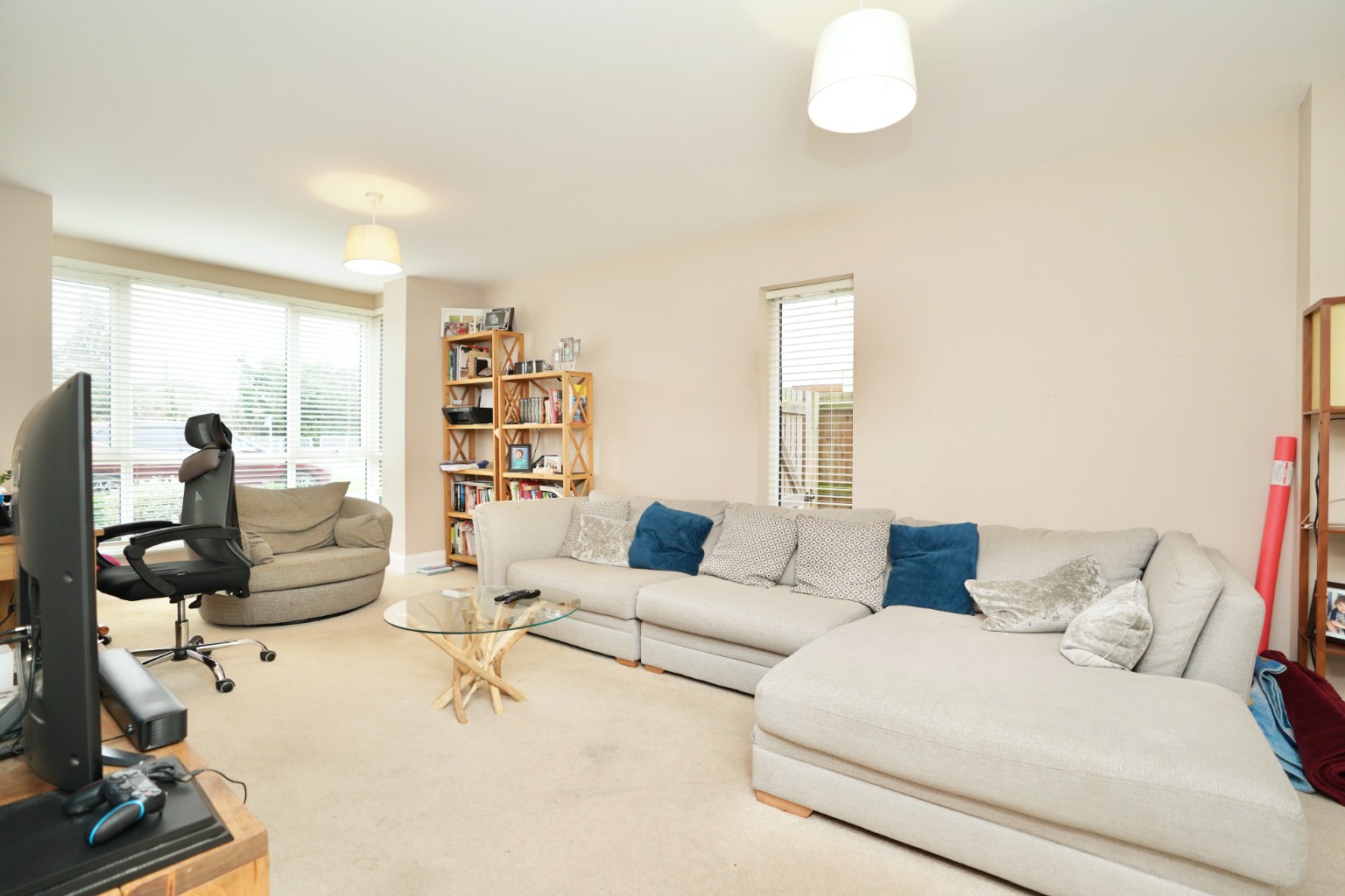 4 bed link detached house for sale in Eaton Close, St Neots  - Property Image 5