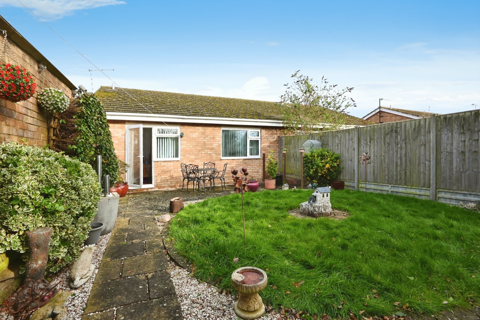 2 bed bungalow for sale in Apple Close, St Neots  - Property Image 10