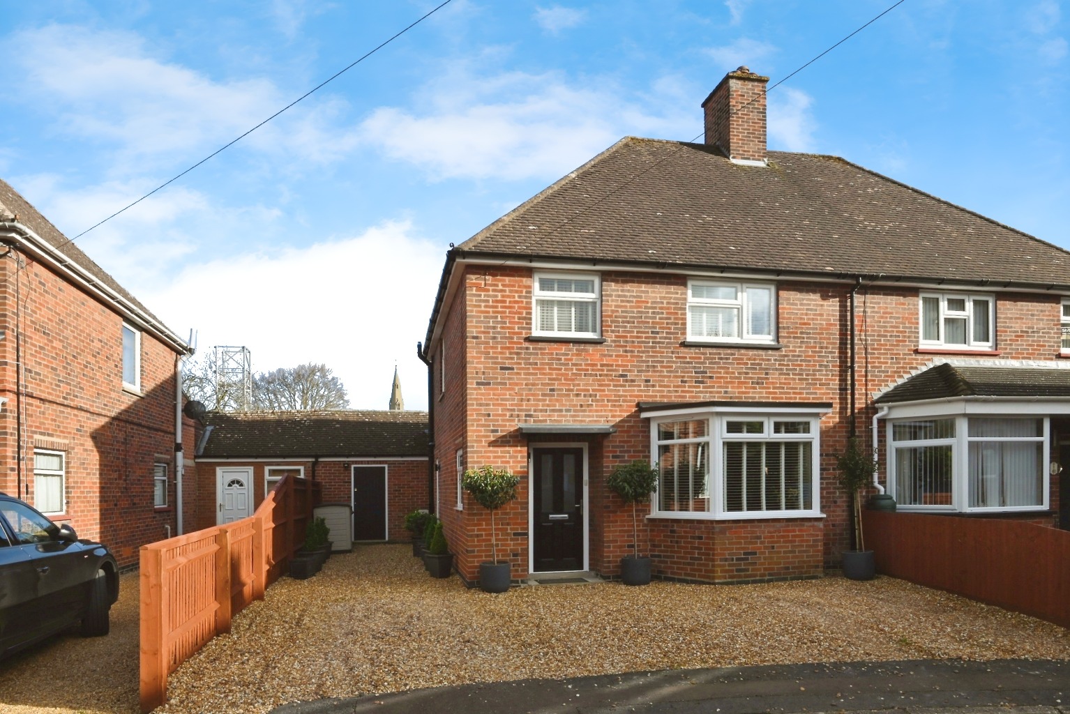 3 bed semi-detached house for sale in Tollfield, Huntingdon - Property Image 1
