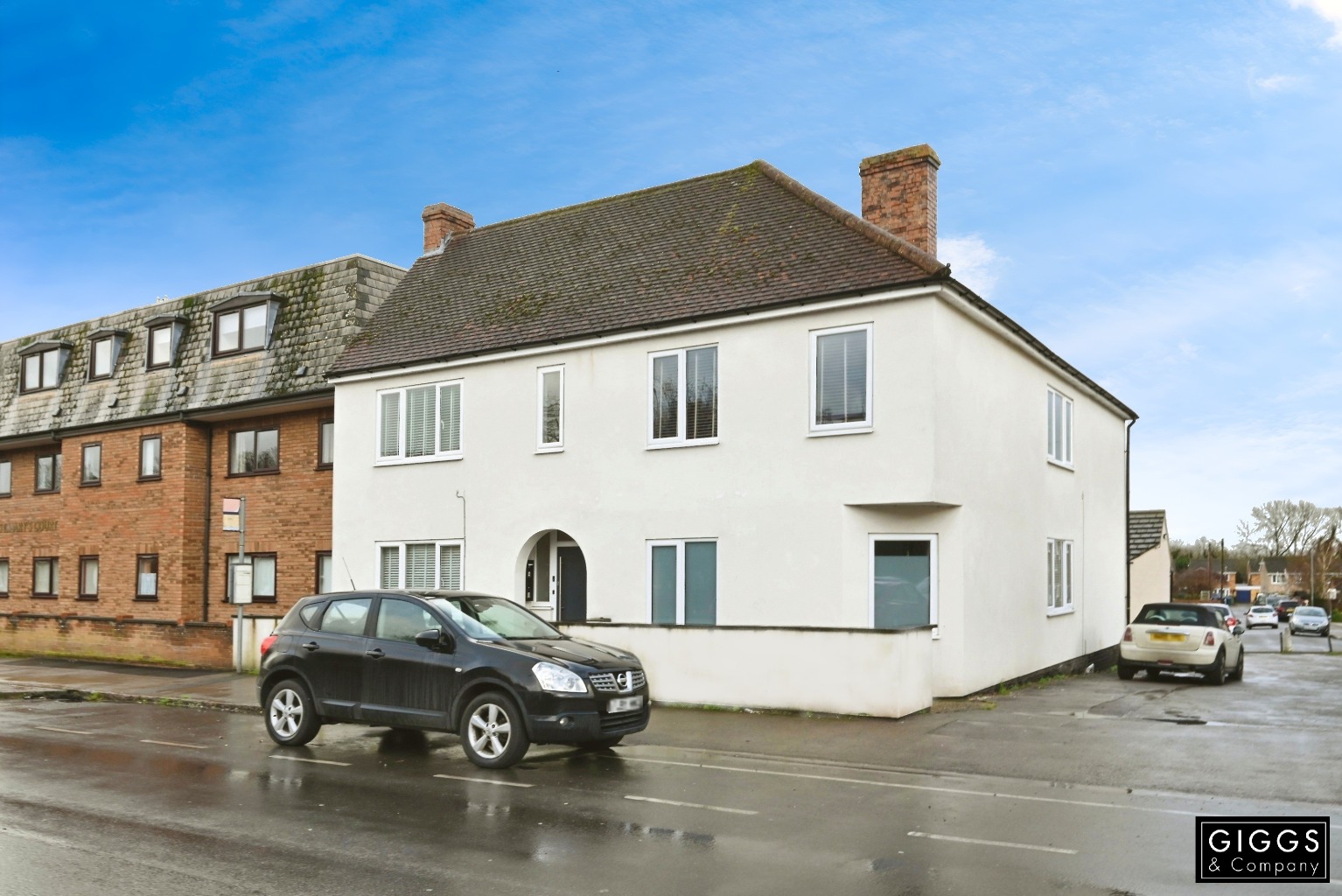2 bed flat for sale, St Neots  - Property Image 2