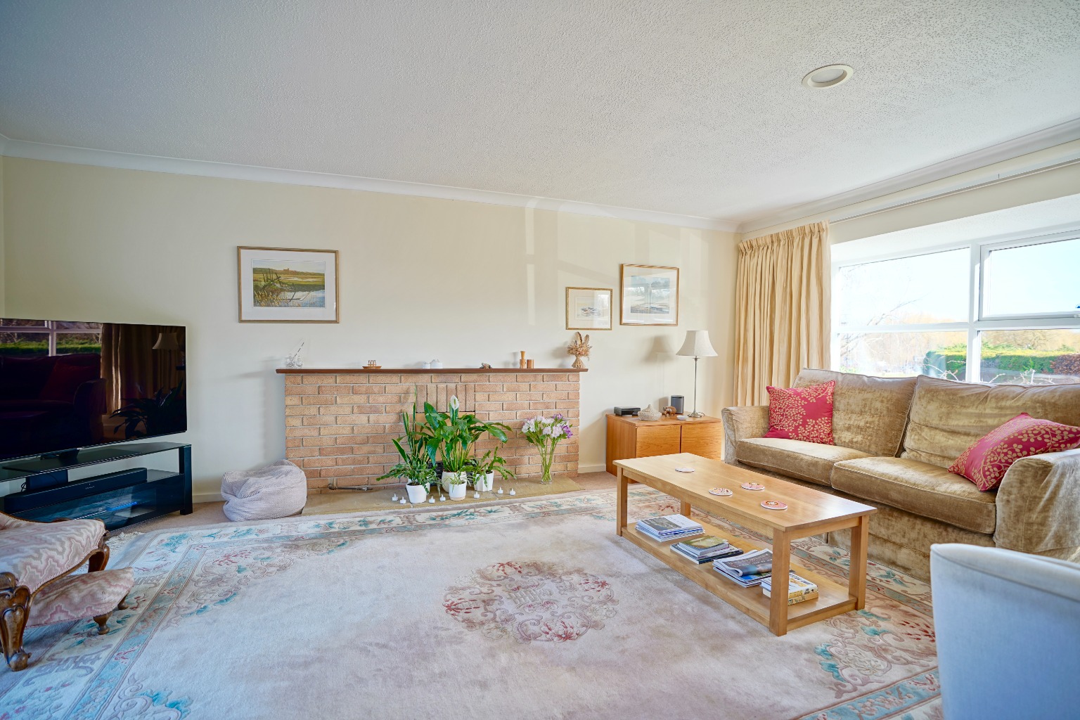 4 bed detached house for sale in The Paddock, St Neots  - Property Image 7