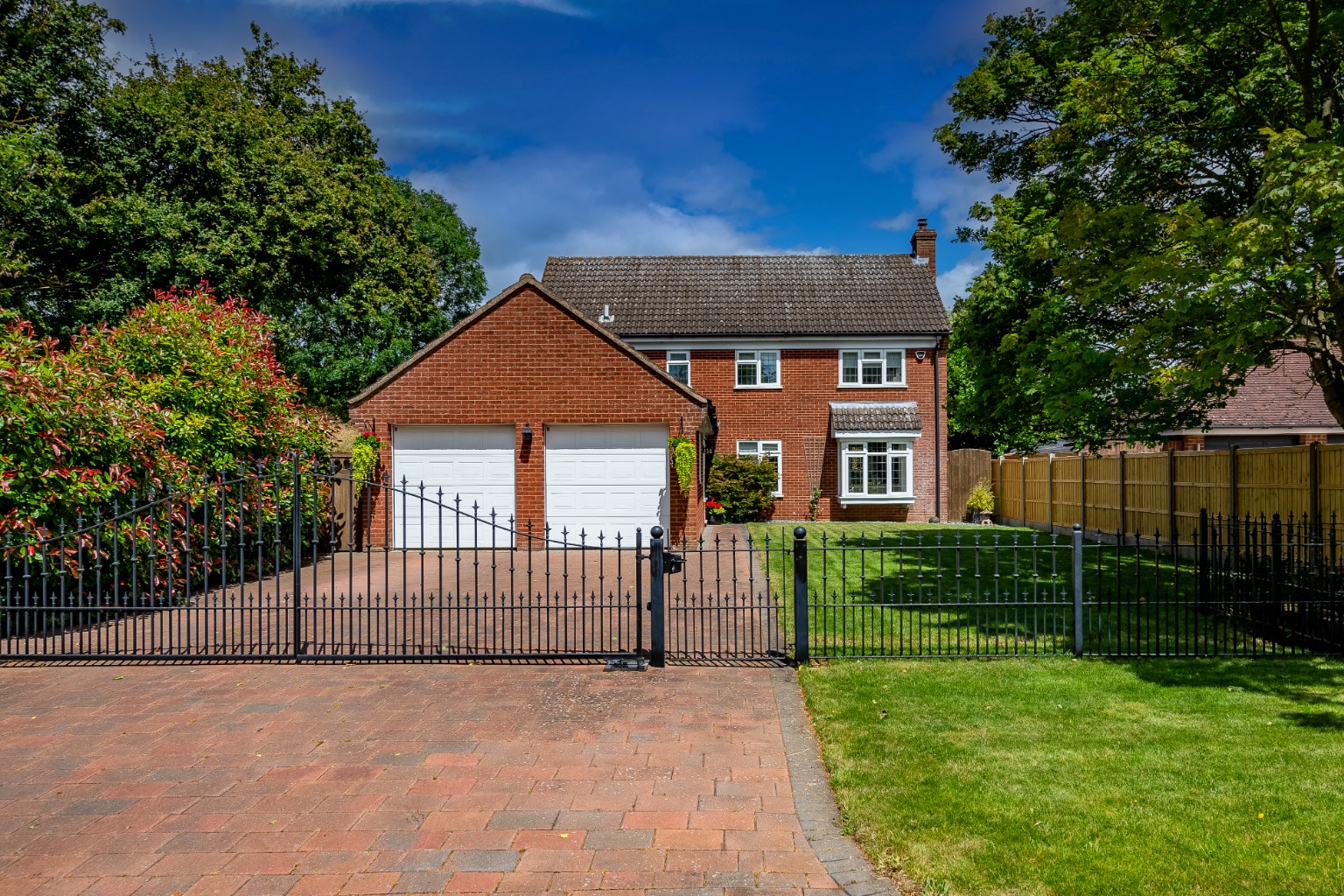 4 bed detached house for sale in Duloe Road, Cambridgeshire  - Property Image 1