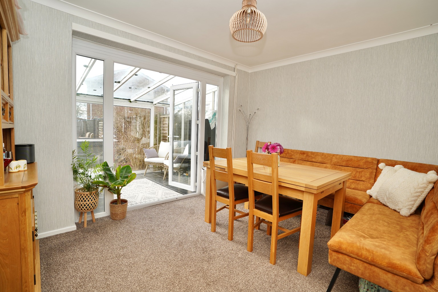 3 bed semi-detached house for sale in Roman Way, Huntingdon  - Property Image 5