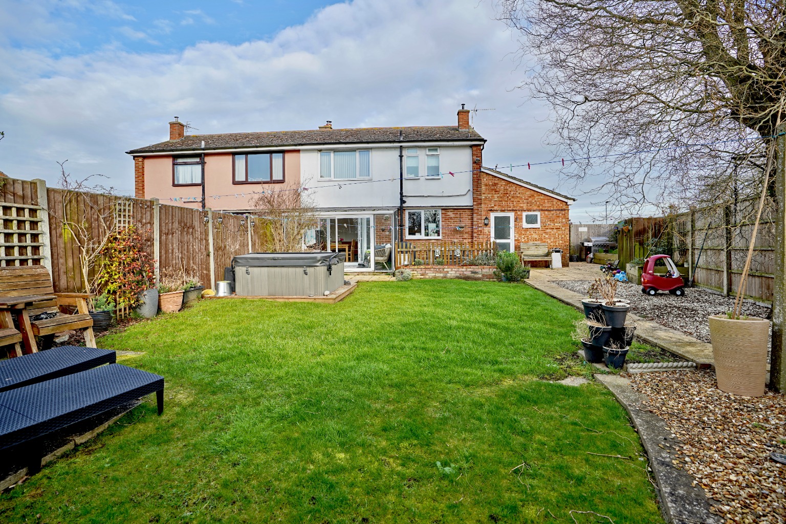 3 bed semi-detached house for sale in Roman Way, Huntingdon  - Property Image 16