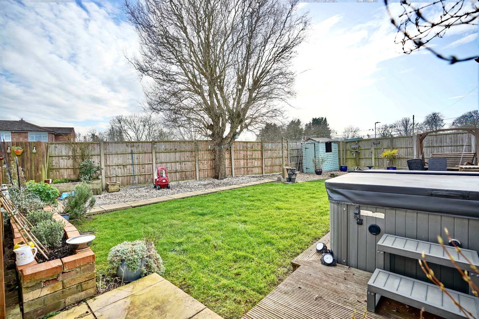 3 bed semi-detached house for sale in Roman Way, Huntingdon  - Property Image 4