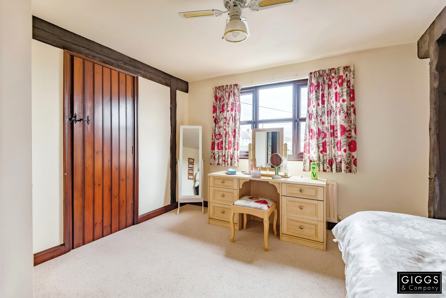 3 bed detached house for sale in High Street, St Neots  - Property Image 16