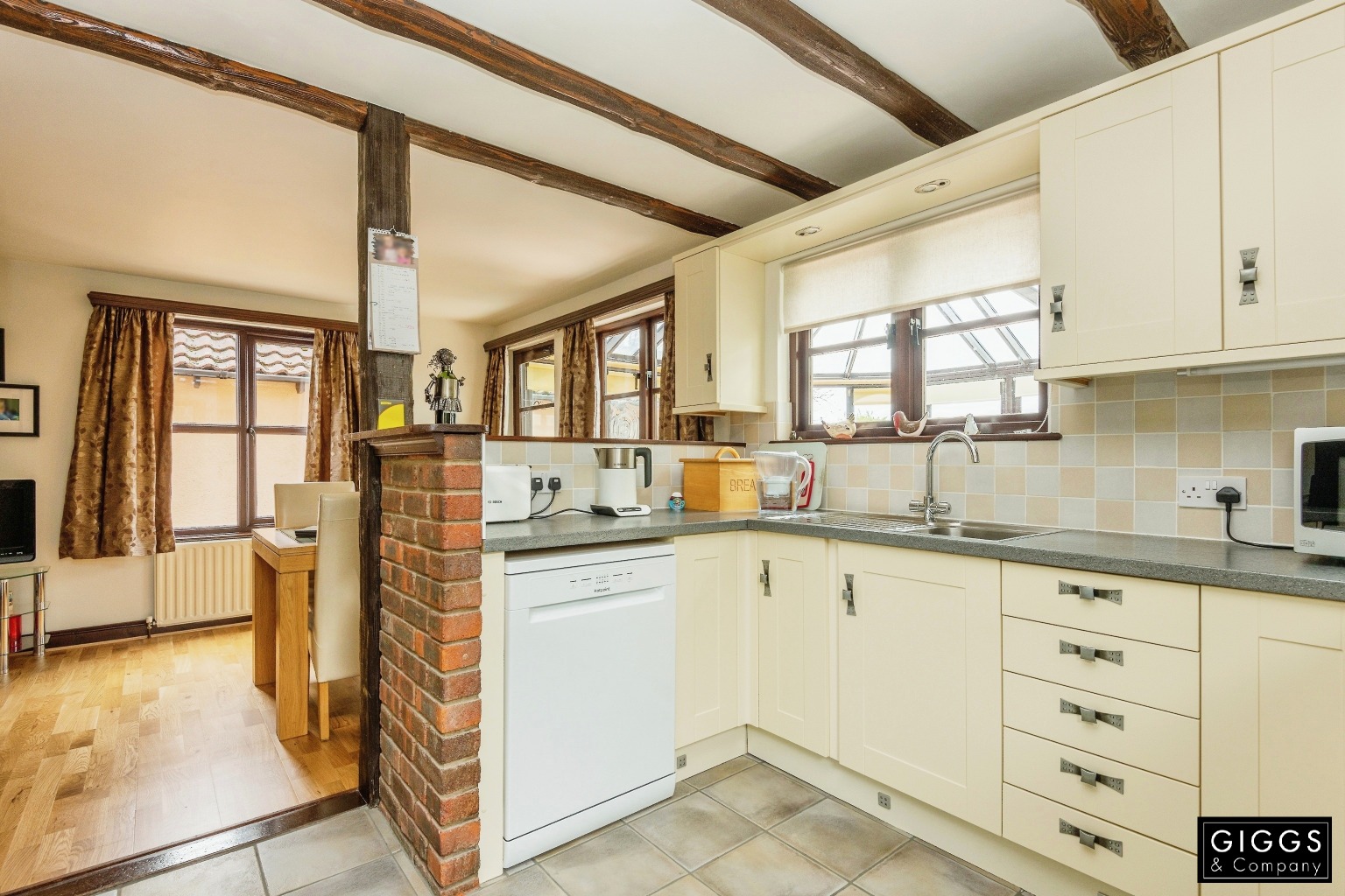 3 bed detached house for sale in High Street, St Neots  - Property Image 3