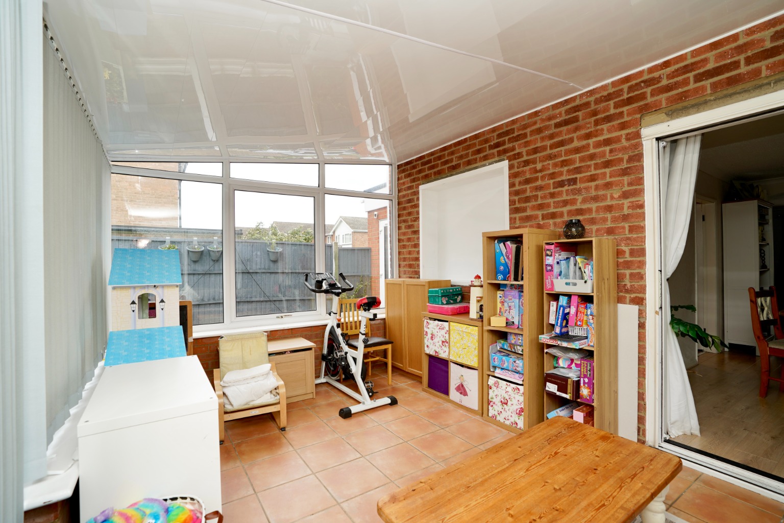 3 bed semi-detached house for sale in Nene Road, St Neots  - Property Image 5